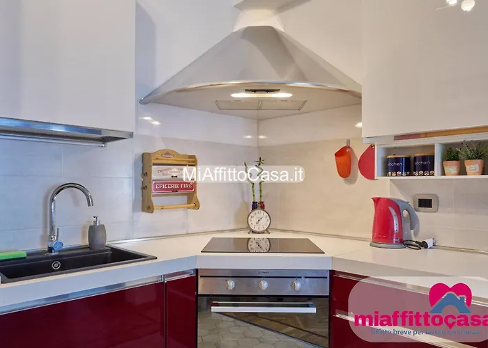 Lejlighed Wissam's Red Kitchen Milano